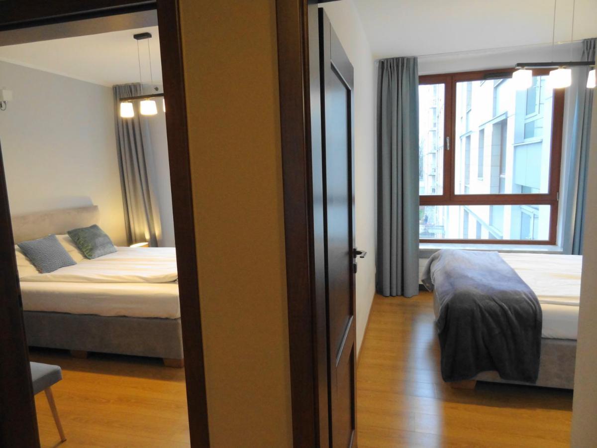 10 Min Do Lotniska, 2 Syp, Ekspres Do Kawy, Kosmetyki Ada, By Visitwarsaw Apartments Екстериор снимка